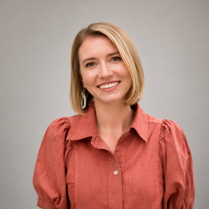 Julie Fogg, Senior Project Manager